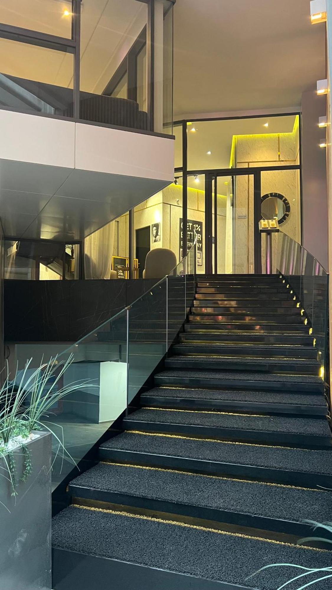 Zen Suites Hotel Massira คาซาบลังกา ภายนอก รูปภาพ